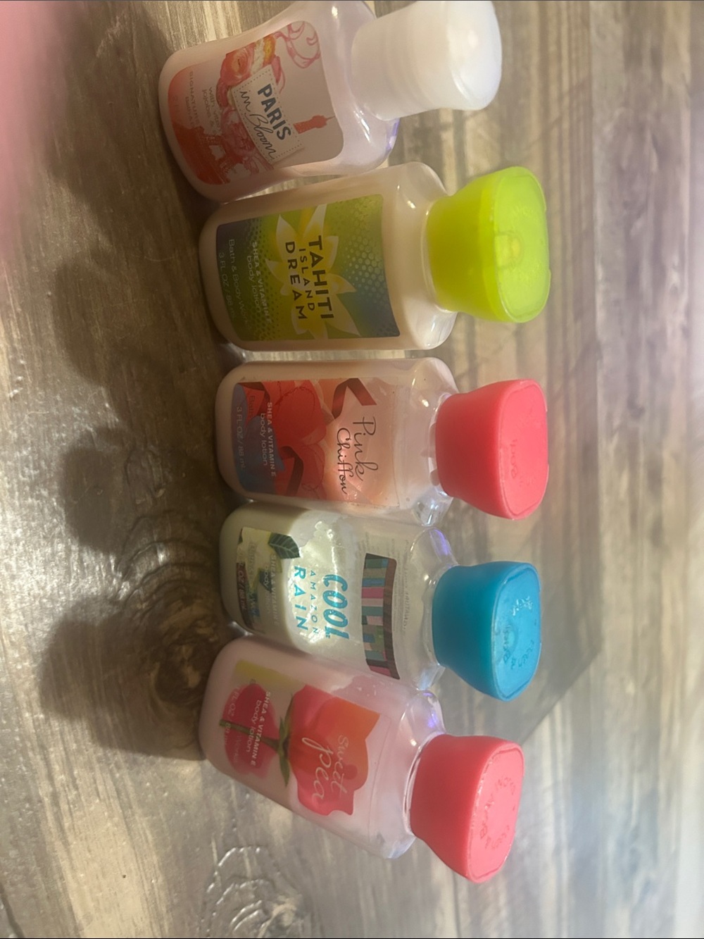 Lot of 5 discontinued bath and body works body lotion used